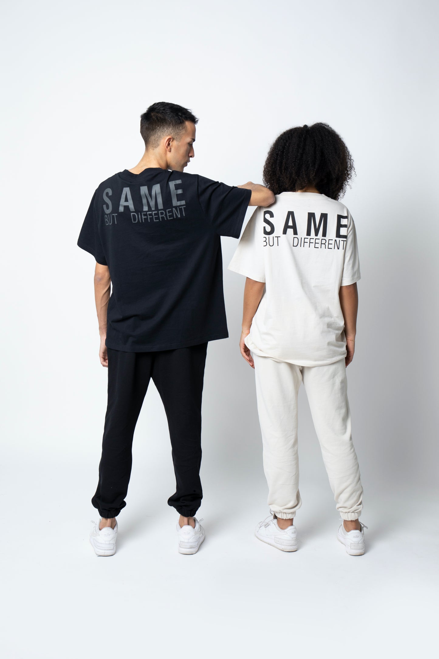 T-SHIRT "Same But Different" - BEIGE